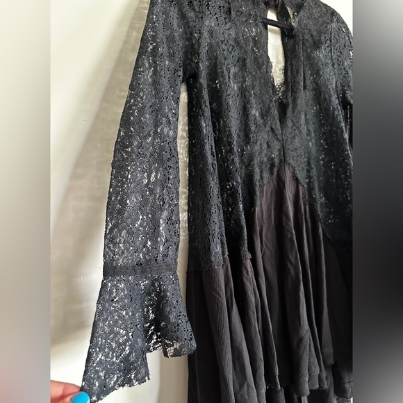 Free People Secret Origins Pieced Lace Tunic black size XS - Picture 6 of 13